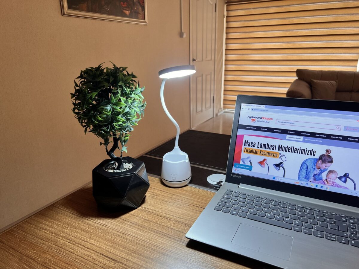 ACK Şarjlı Dokunmatik Dimli Beyaz Gövde Led Masa Lambası 2,5W Ip20 AF11-10014 - Görsel 2