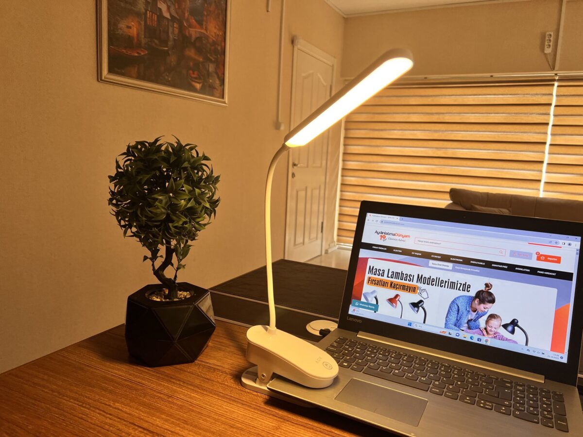 ACK Şarjlı Dokunmatik Dimli Beyaz Gövde Led Masa Lambası 2,5W Ip20 Mandallı AF11-10012 - Görsel 3